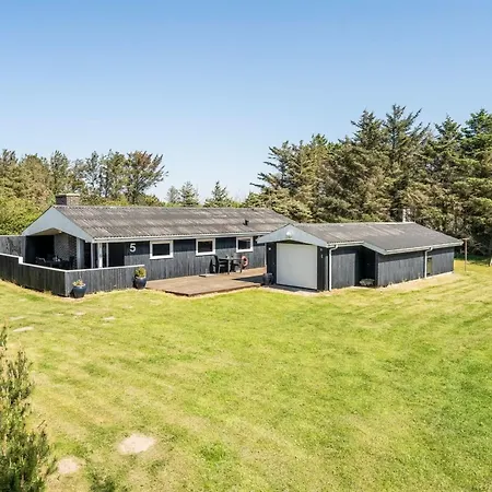 Tonja - 300m From The Sea By Interhome
