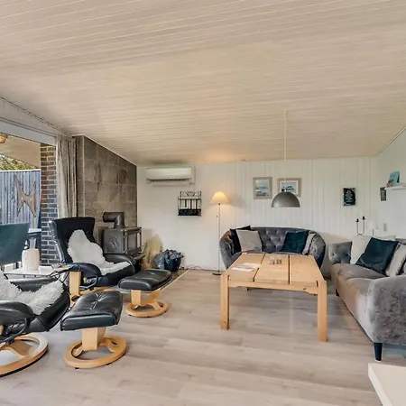 Tonja - 300m From The Sea By Interhome Semesterbostad *